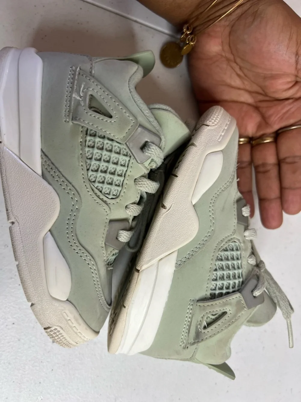 Jordan 4 Retro 